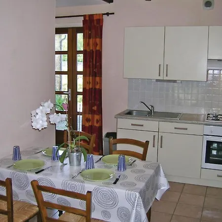 Amazing In With Kitchen * Roz-Landrieux